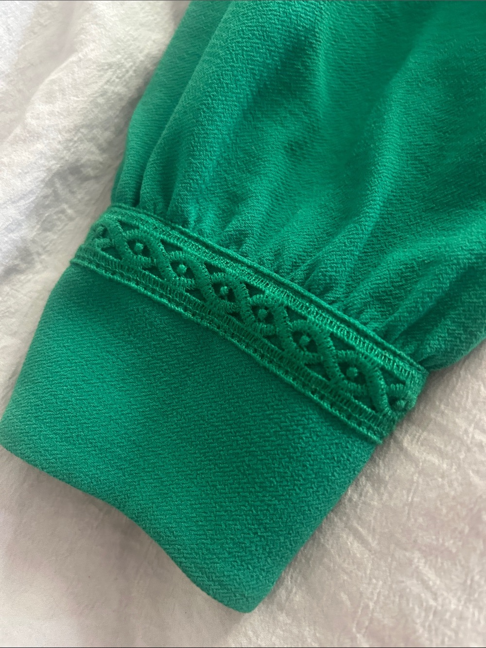 Sezane | Emerald green V-Neck Button Front Women's Top - Picture 3 of 7